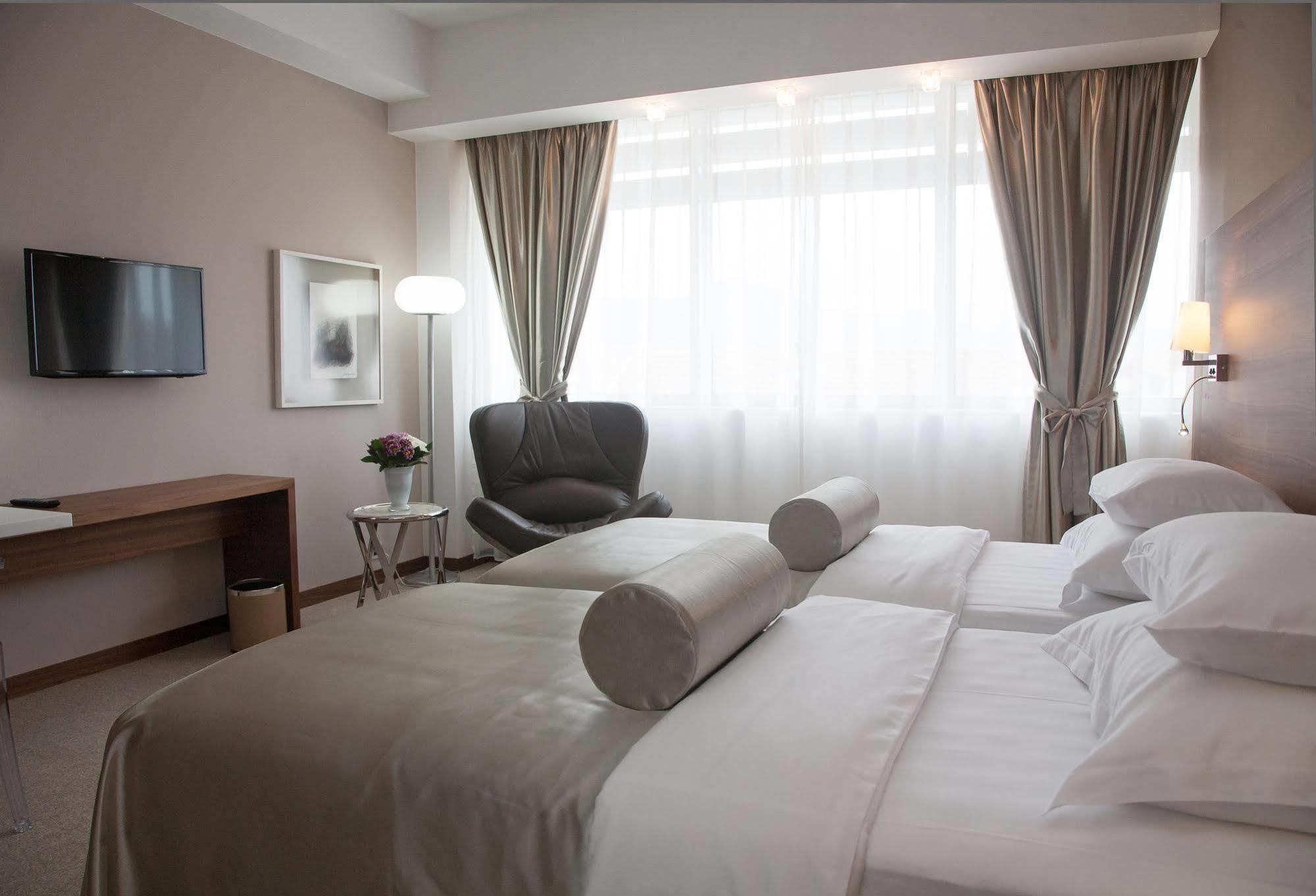 Hotel Aurel Podgorica Exteriér fotografie